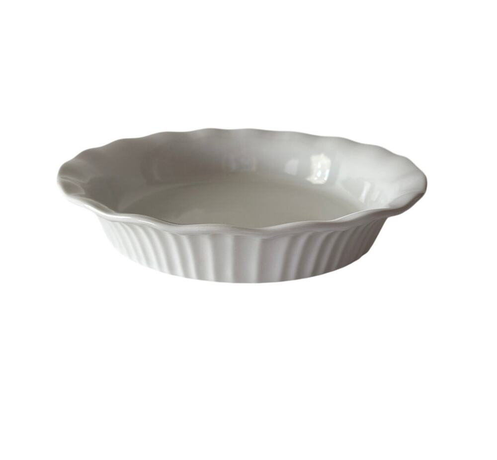 CorningWare French White 9” Stoneware Pie Plate Dish Scalloped Fluted Rim